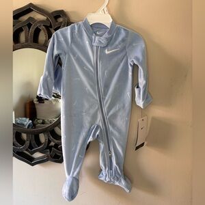 Nike one piece onesie velvet light blue
